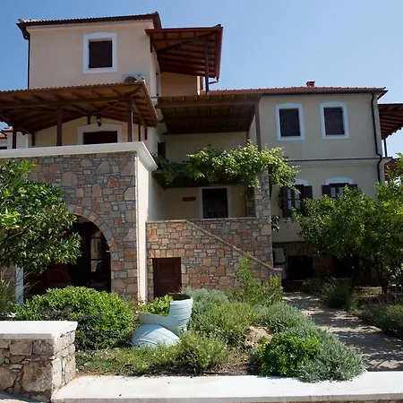 Muses Villas Kalamakia