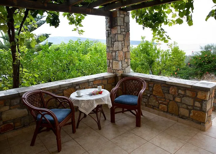 Alonissos Muses Apartman *